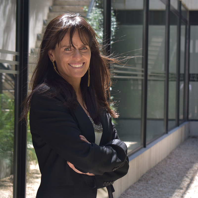 Verónica Lovaglio Diseñadora Gráfica (UBA)